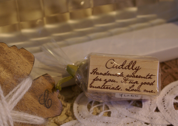 cuddly�@�M�L��*�����A���e�B�[�N